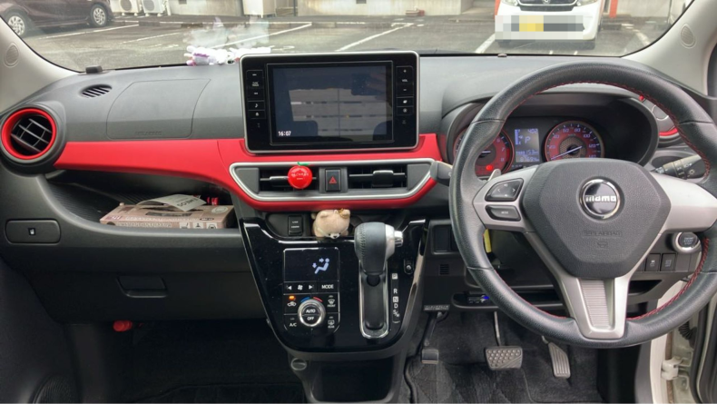 内装インパネ全体