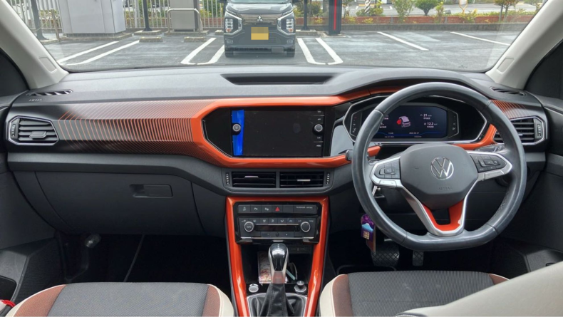 内装インパネ全体