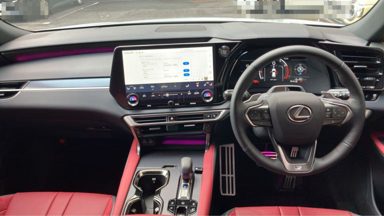 内装インパネ全体