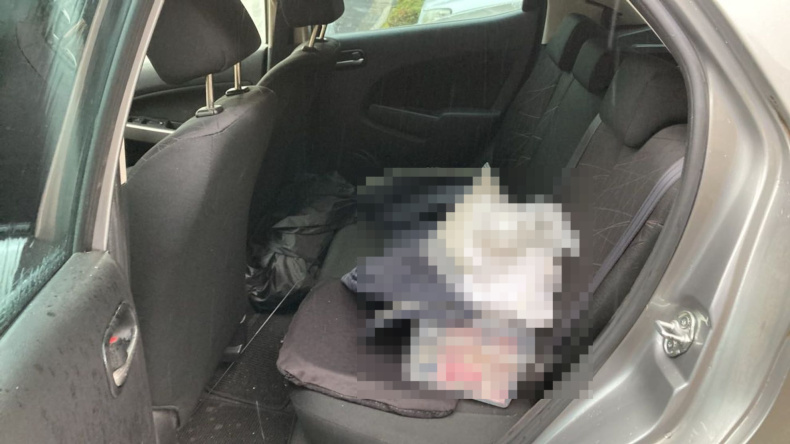 内装後方シート