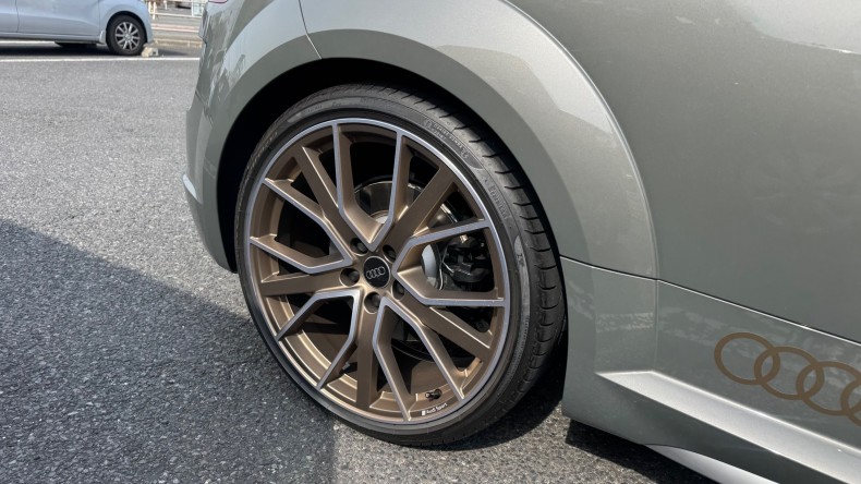 タイヤホイール後