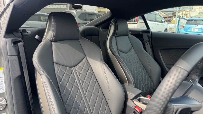 内装前方シート