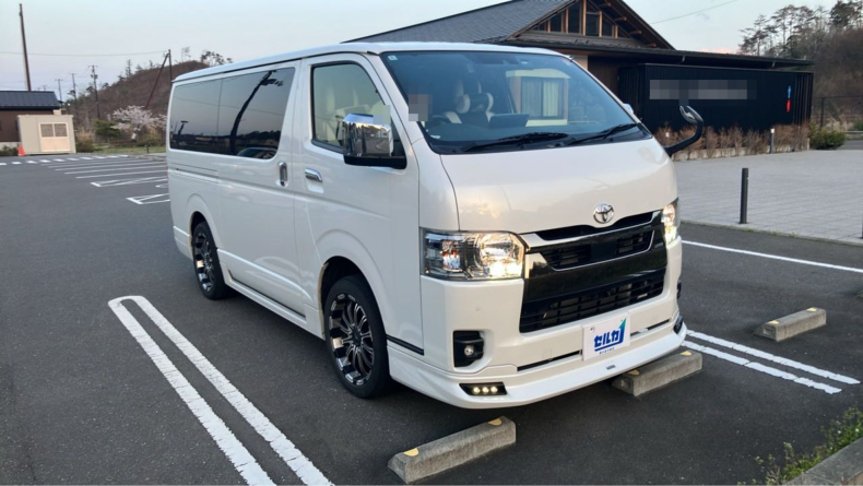 外装右前