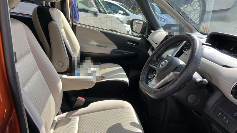 内装前方シート