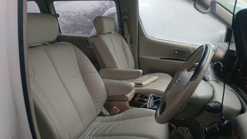 内装前方シート