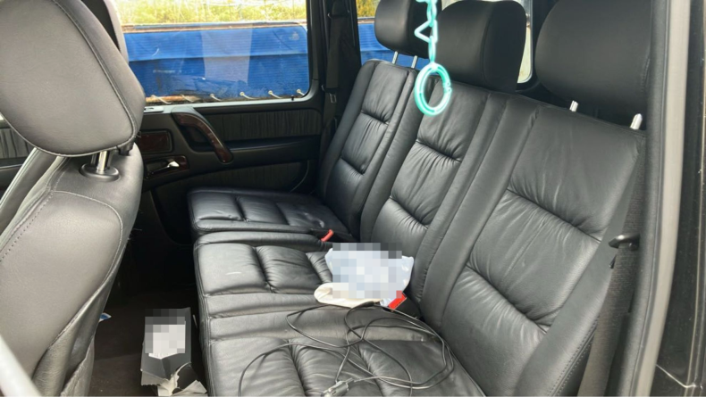 内装後方シート