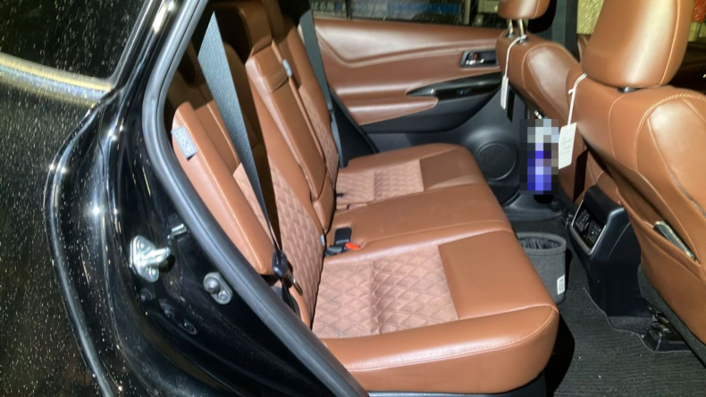 内装後方シート