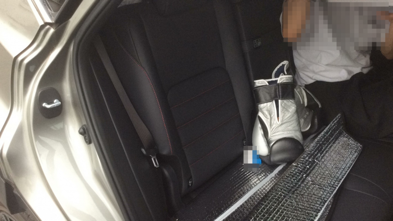 内装後方シート