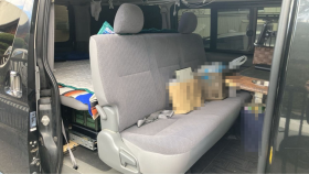 内装後方シート