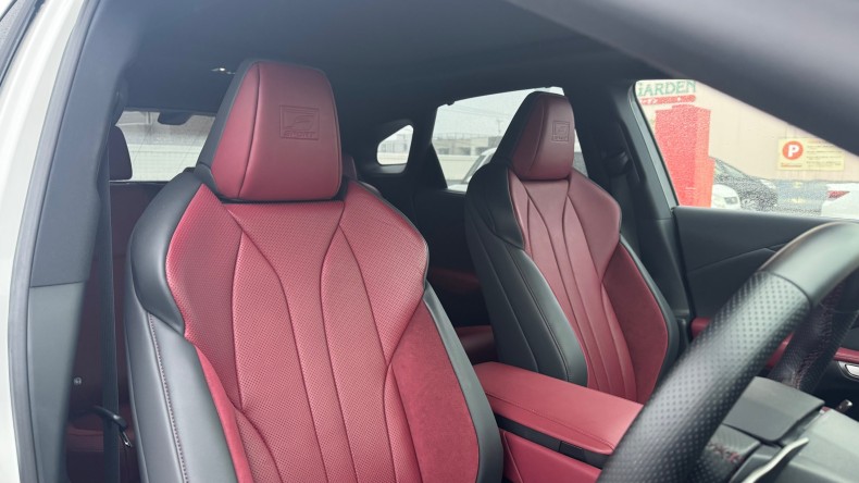 内装前方シート