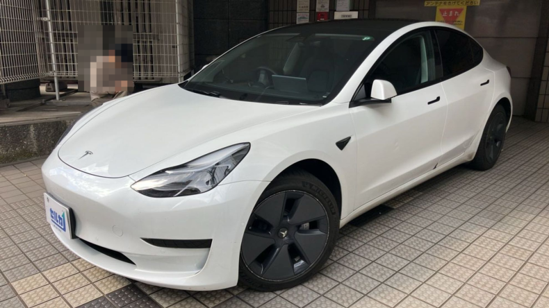 テスラ モデル３の売買実績画像