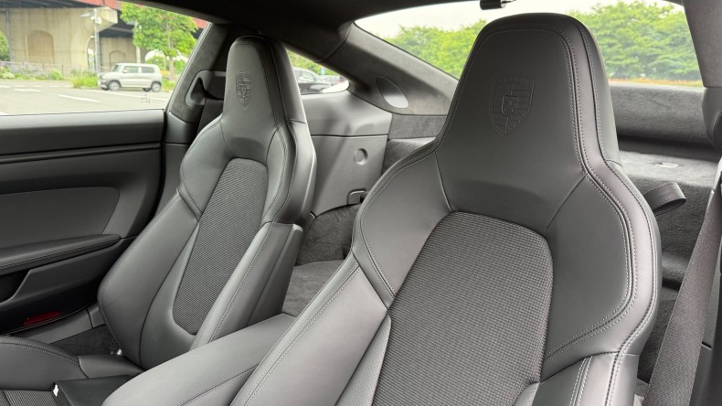 内装前方シート