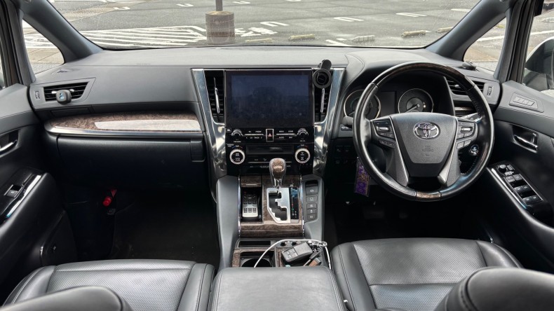 内装インパネ全体