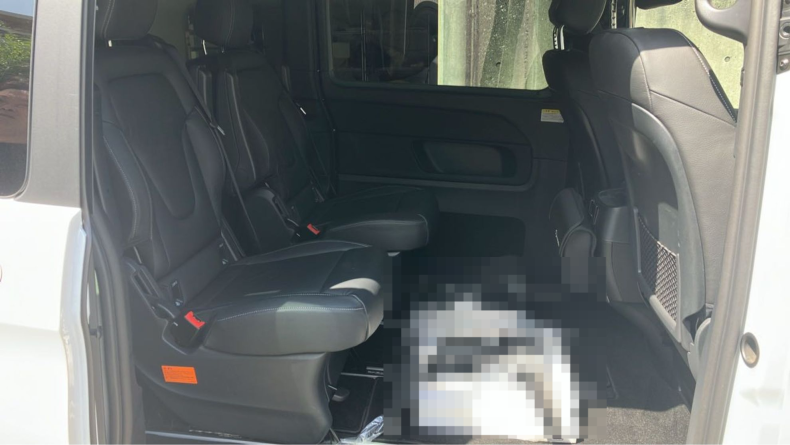 内装後方シート