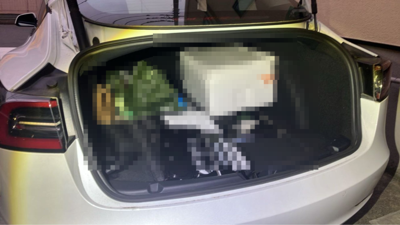 内装トランク
