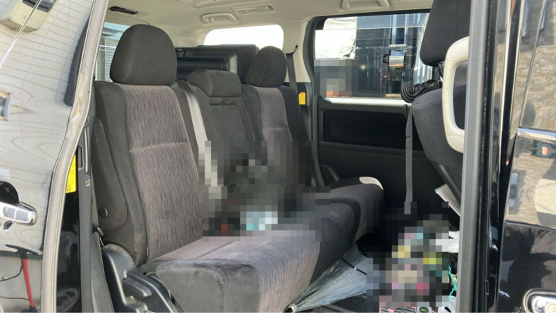 内装後方シート