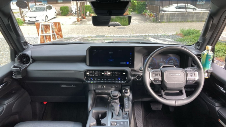 内装インパネ全体