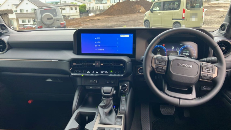 内装インパネ全体