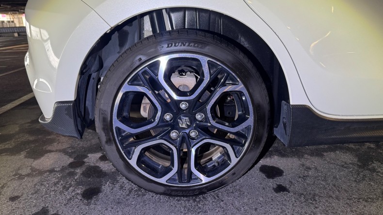 タイヤホイール後