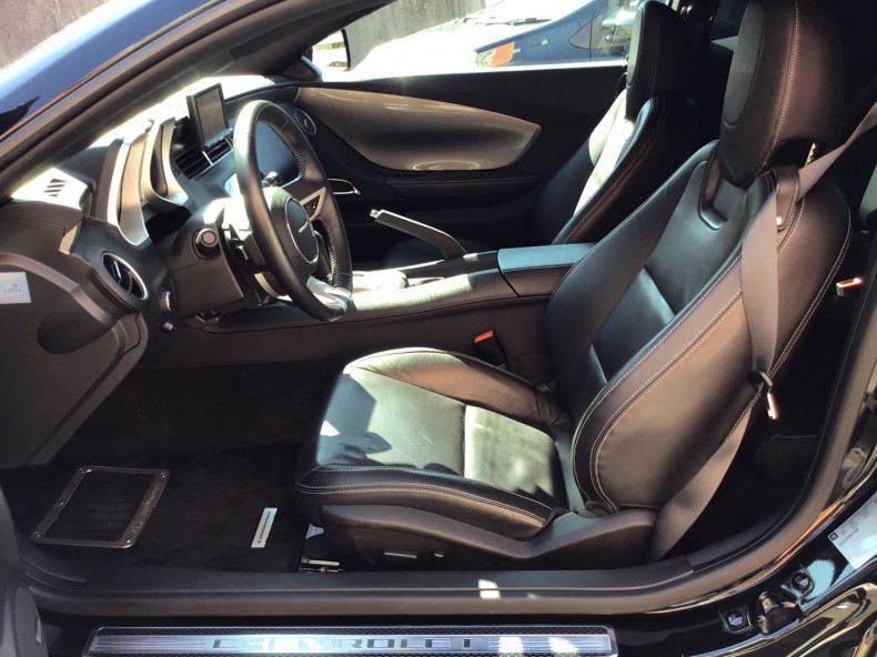 内装前方シート