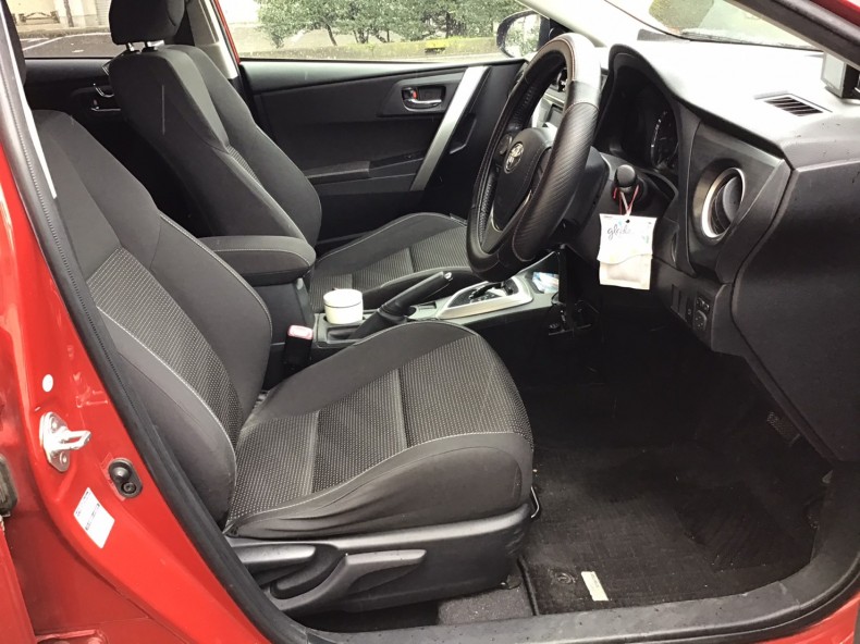 内装前方シート