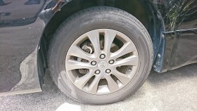 タイヤホイール前