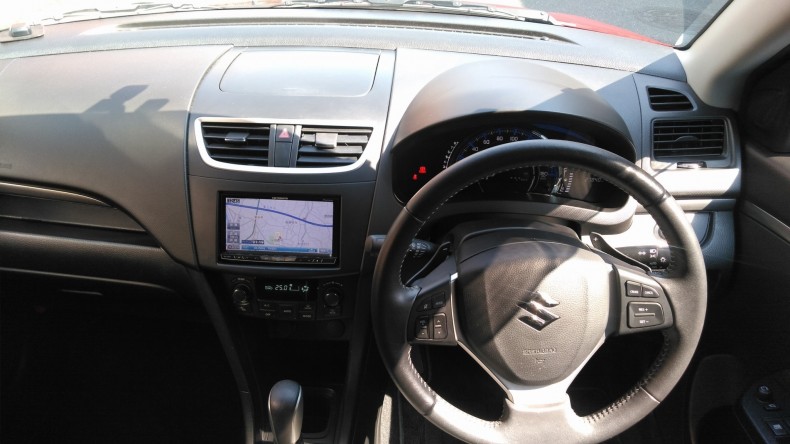 内装インパネ全体