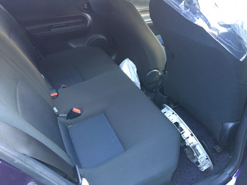 内装前方シート