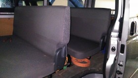 内装後方シート