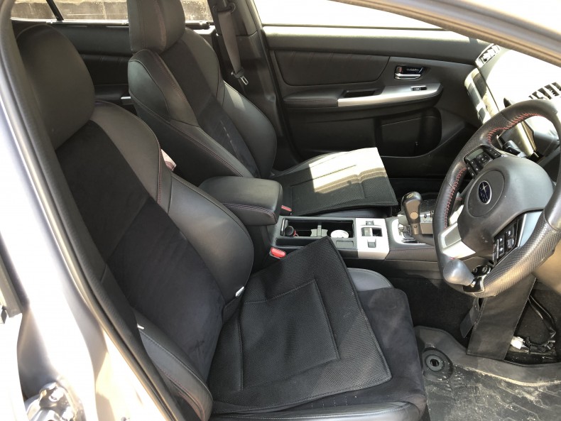 内装前方シート