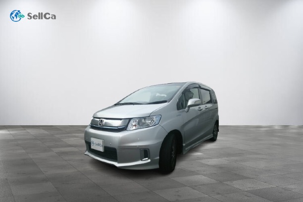 ホンダ/フリードスパイクハイブリッド-4837