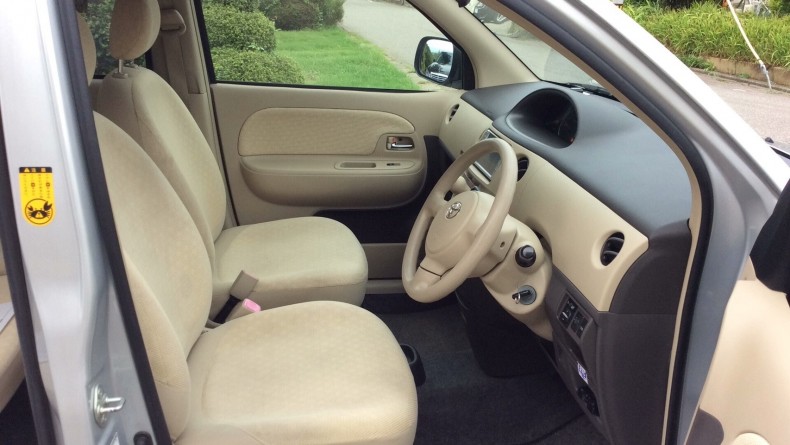 内装前方シート