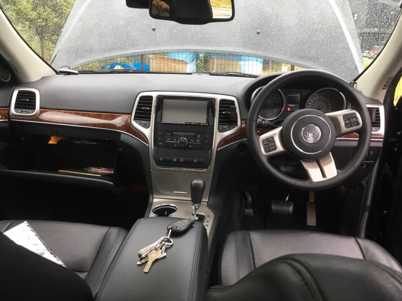 内装インパネ全体