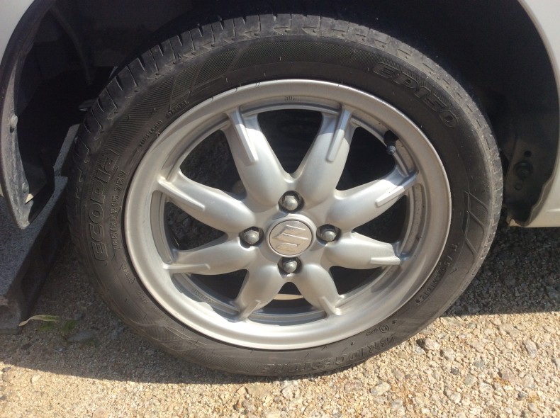 タイヤホイール後