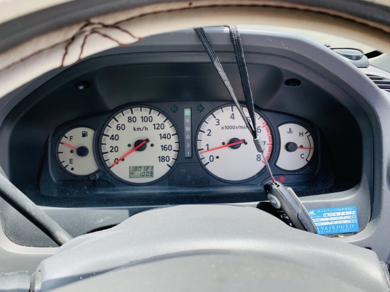 内装メーター