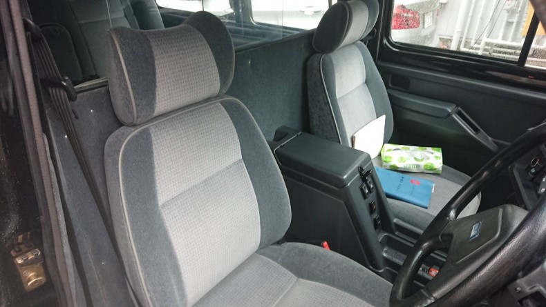 内装前方シート