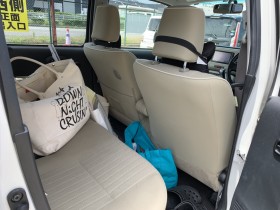 内装後方シート