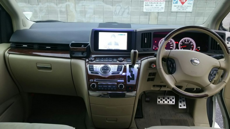 内装インパネ全体