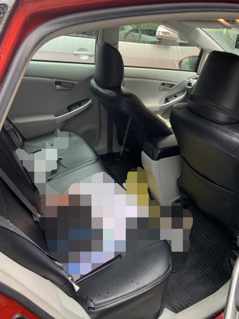 内装後方シート