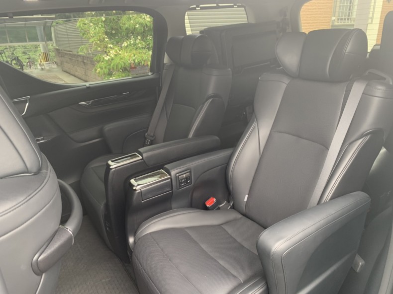 内装後方シート