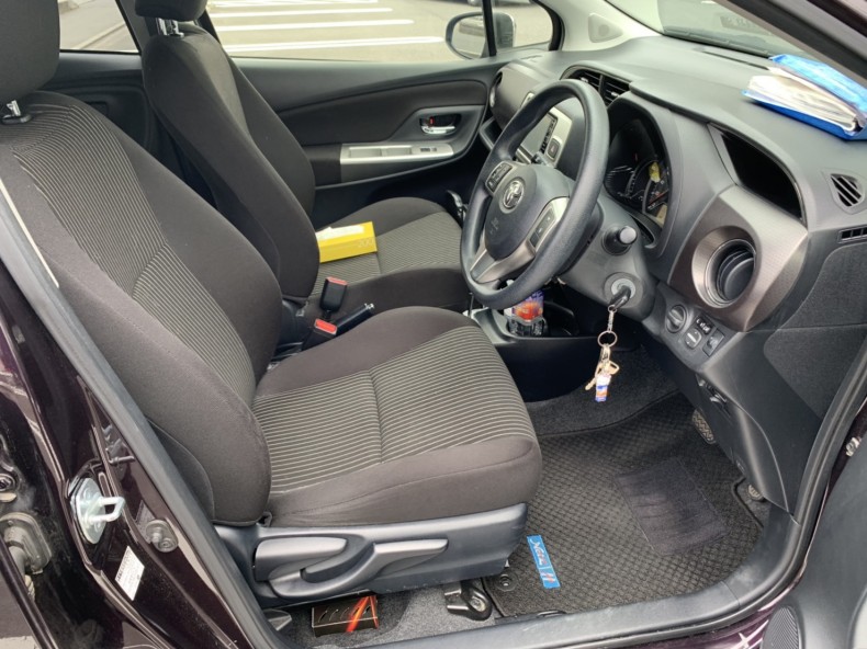 内装前方シート