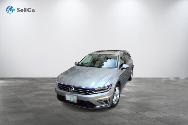 フォルクスワーゲン　パサートＧＴＥヴァリアントの車種サムネイル画像