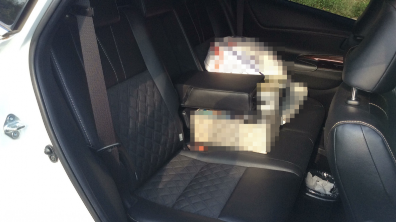 内装後方シート