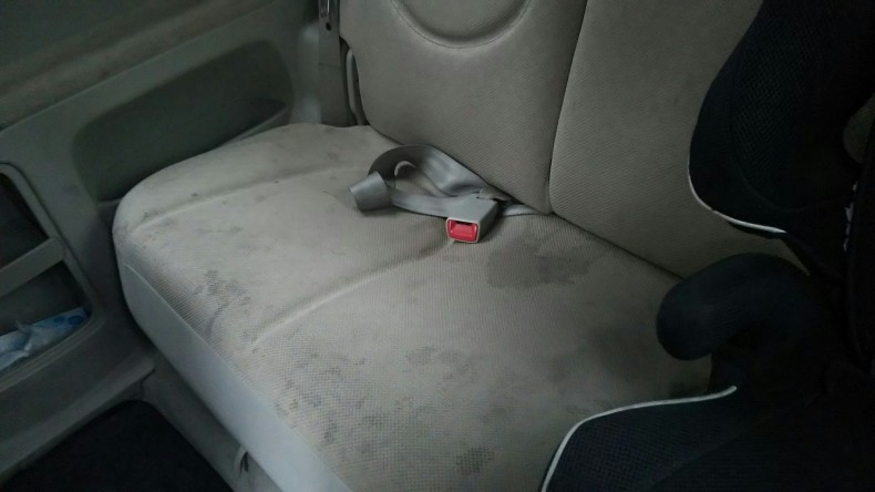 内装後方シート