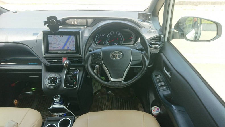 内装インパネ全体