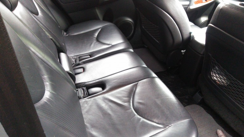 内装後方シート