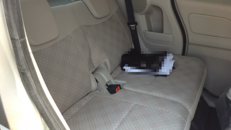 内装後方シート