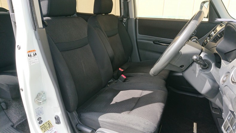 内装前方シート