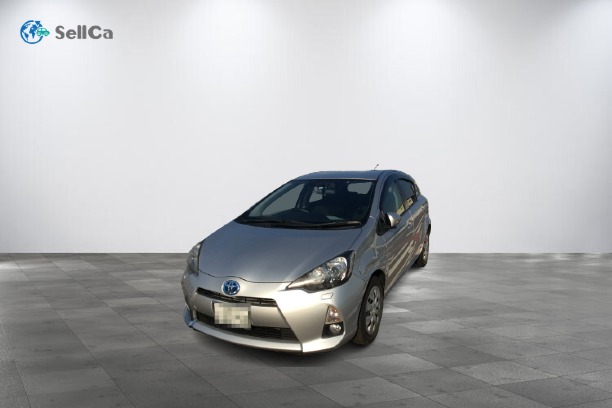 トヨタ/アクア-72027