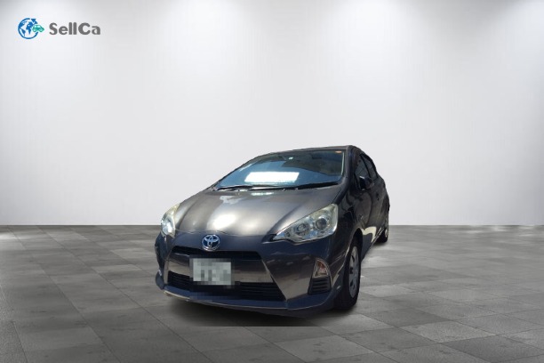 トヨタ/アクア-72170